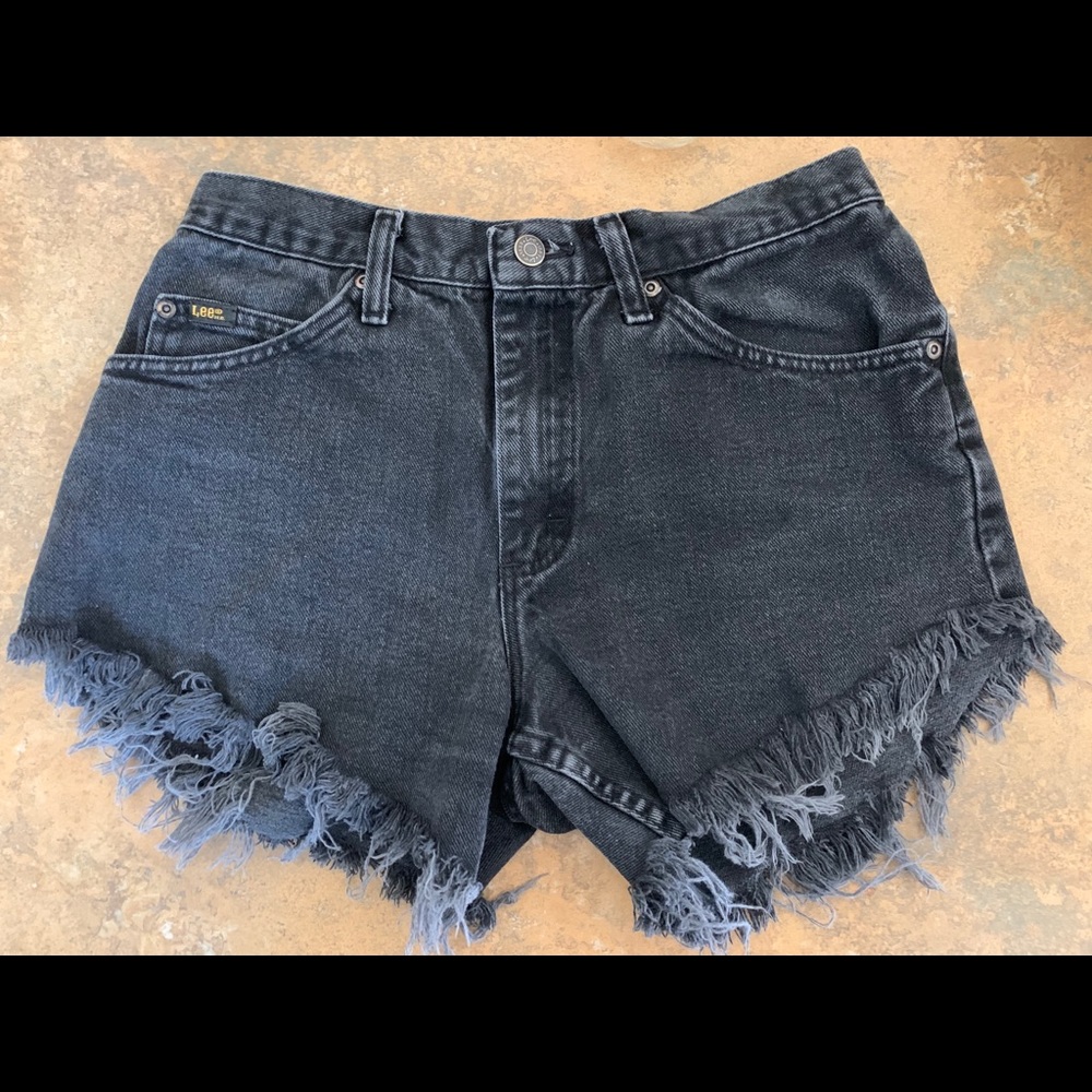 VINTAGE Lee black denim cutoff shorts!!